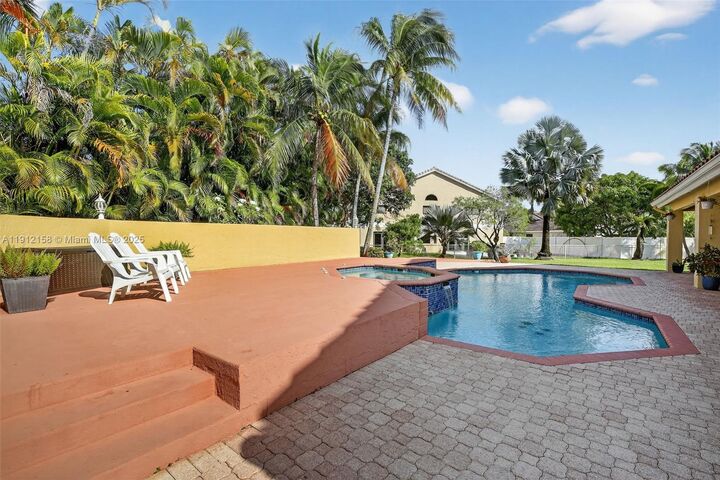 Property Photo:  955 NW 197th Ter  FL 33029 