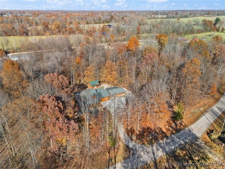 Property Photo:  1671 Burns Court  IN 47102 