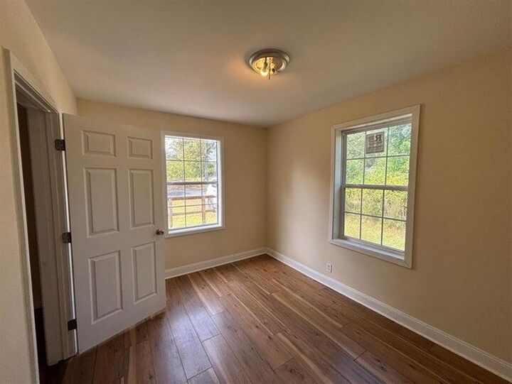 Property Photo:  915 Kings Road  LA 71446 