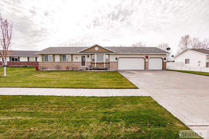 Property Photo: 4426 Chippewa Lane ID 83406