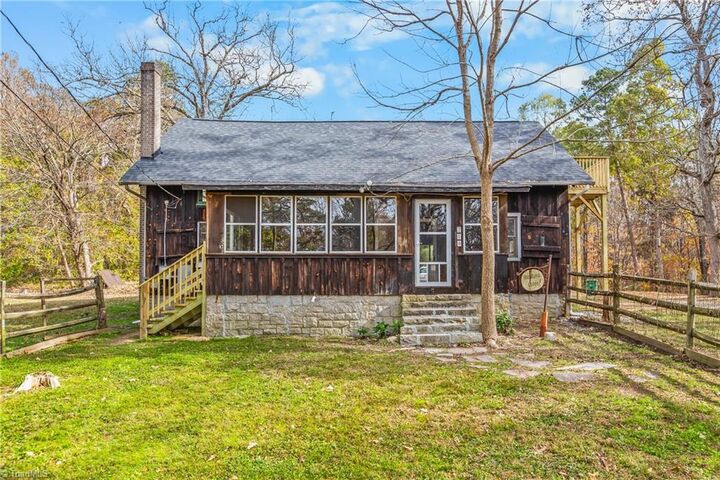 Property Photo:  214 Upward Way  NC 28146 