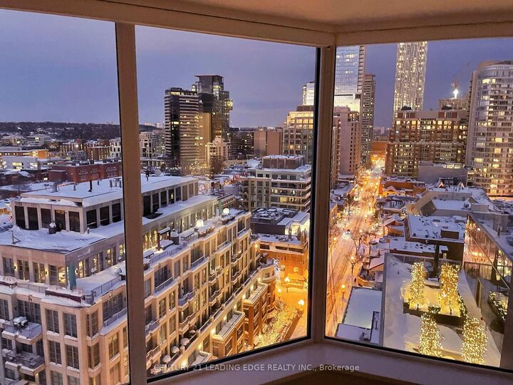 Property Photo:  155 Yorkville Avenue 1704  ON M5R 0B4 