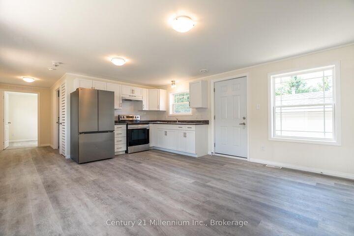 Photo de la propriété:  8 Sussex Square  ON N4K 5N5 