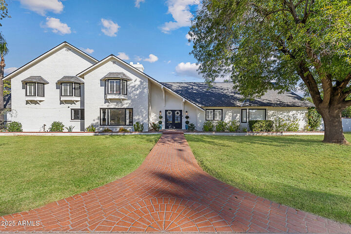 Property Photo:  1712 E Fairfield Street  AZ 85203 