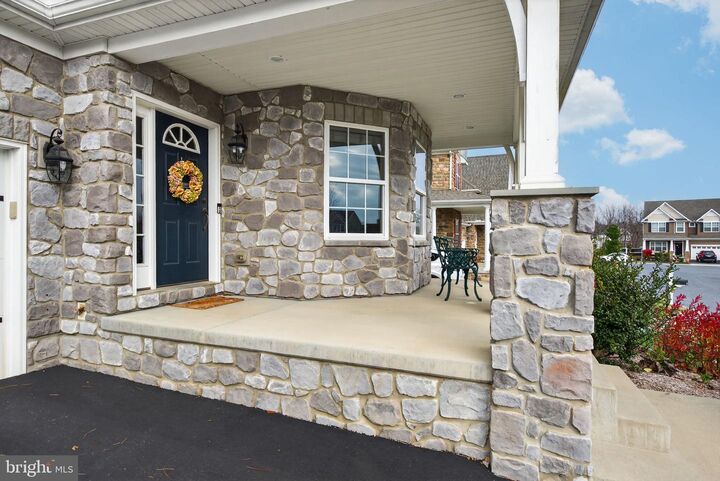 Property Photo:  13 Alderwood Way  PA 17601 