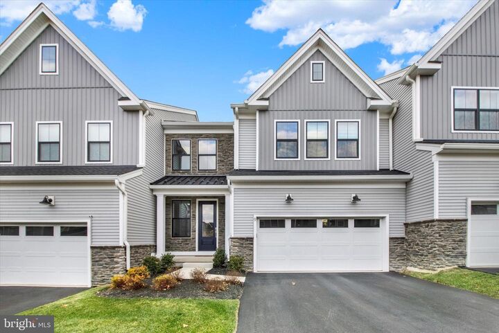 9 Mill Creek Drive  Doylestown PA 18901 photo