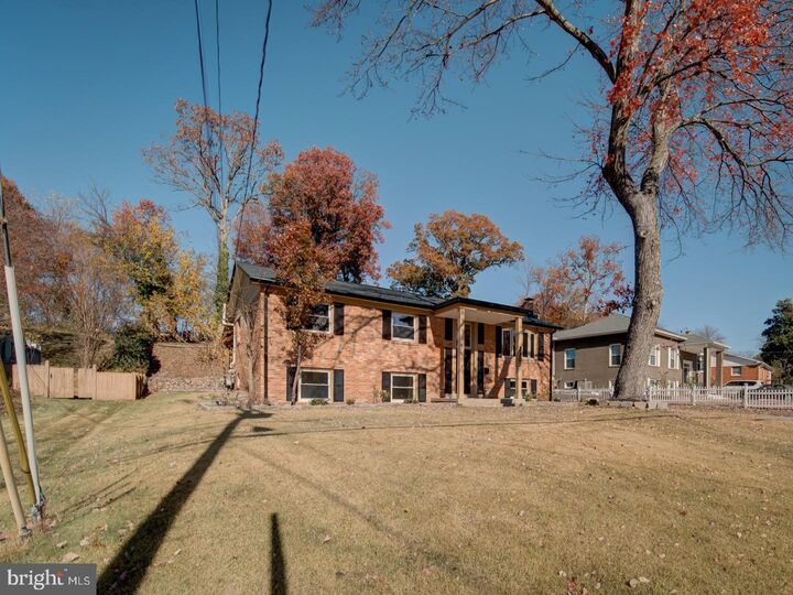 Property Photo: 2303 W Longview Drive VA 22191