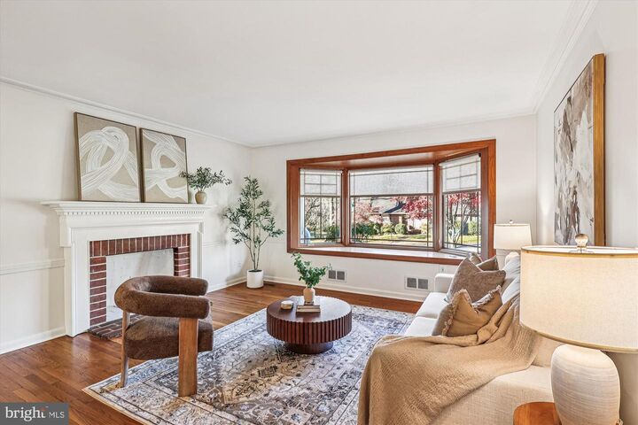 Property Photo:  1913 Dulaney Place  MD 21409 