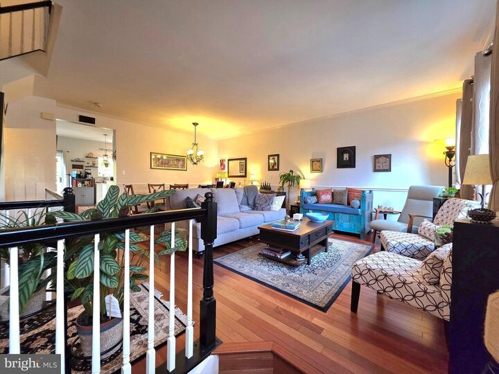 Property Photo: 2826 Roesh Way VA 22181