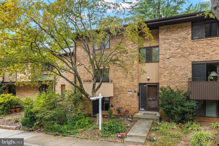 Property Photo:  11110 Saffold Way  VA 20190 