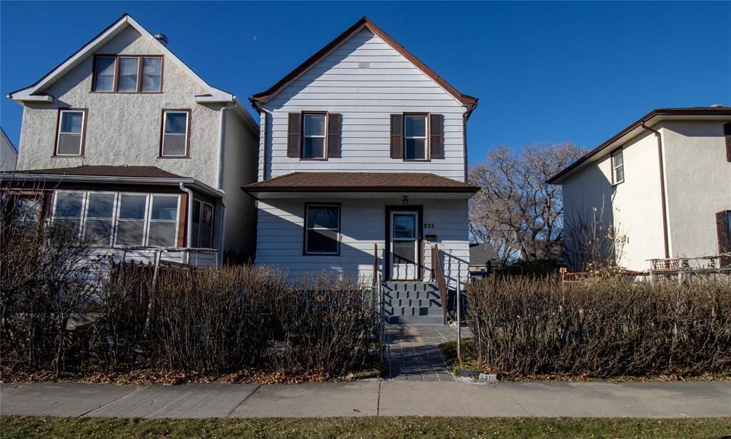 Property Photo: 832 Minto Street MB R3G 2R5
