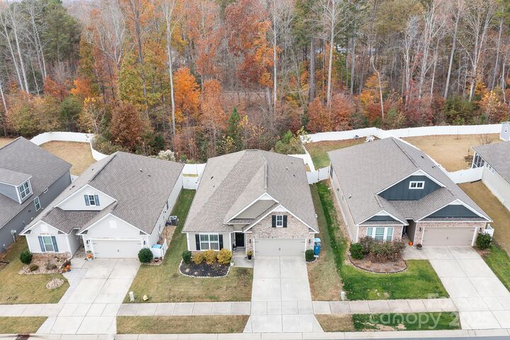 Property Photo:  3779 Summer Haven Drive  NC 28673 