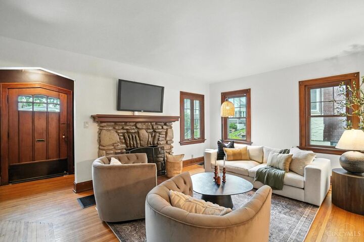 Property Photo: 2922 Utopia Place OH 45208