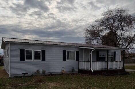 Property Photo: 5537 Tarlton Road OH 43113