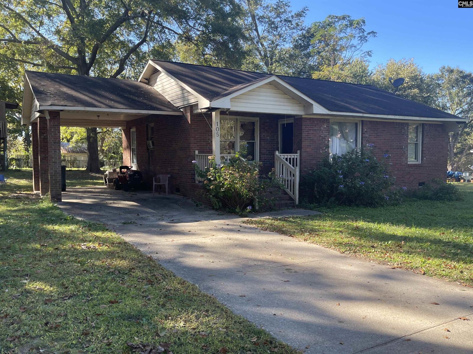 Property Photo: 105 Frazier SC 29180