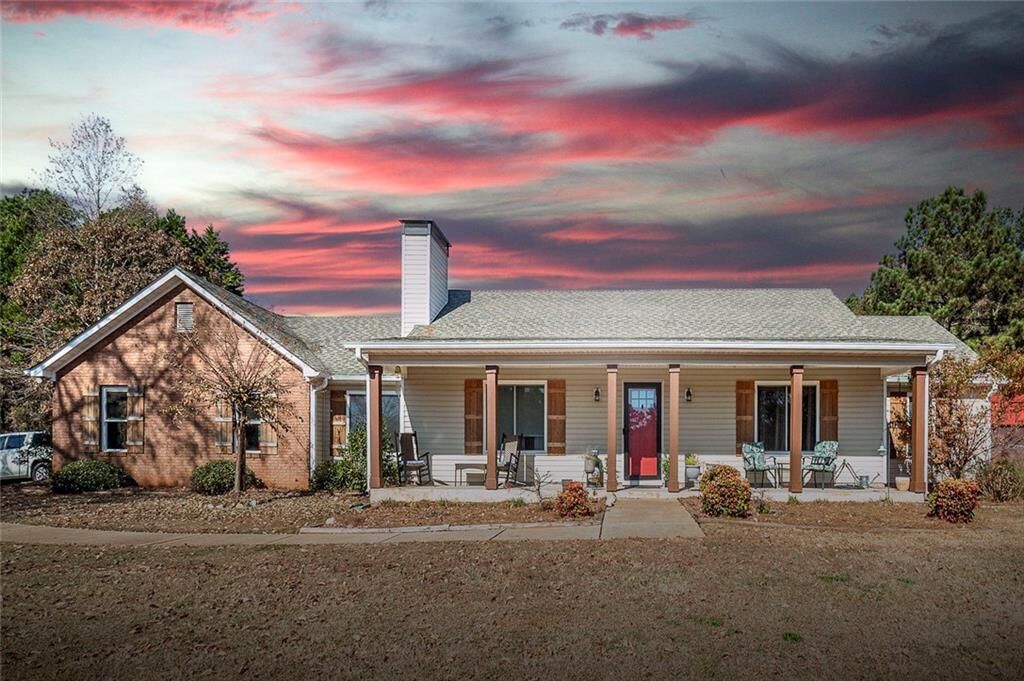 Property Photo:  121 Harper Road  GA 30252 