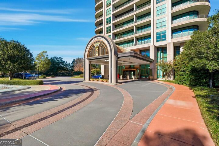 Property Photo:  750 Park Avenue NE 37E  GA 30326 