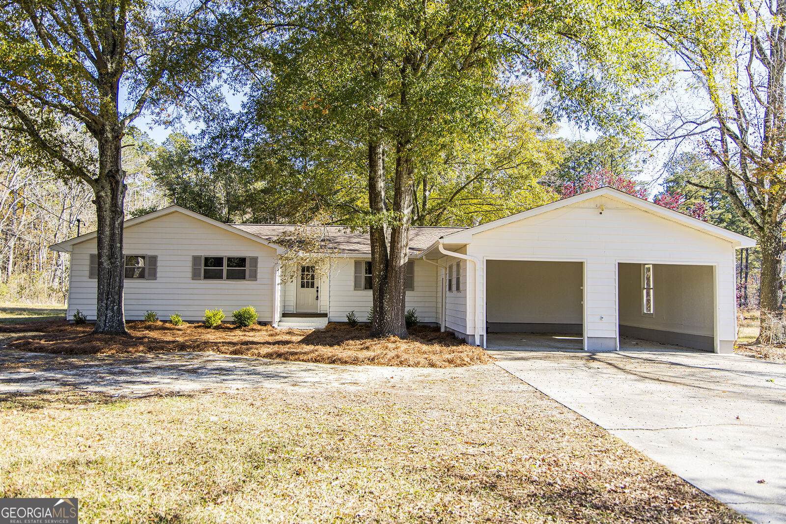 Property Photo:  83 Manning Lake Road SW  GA 30165 