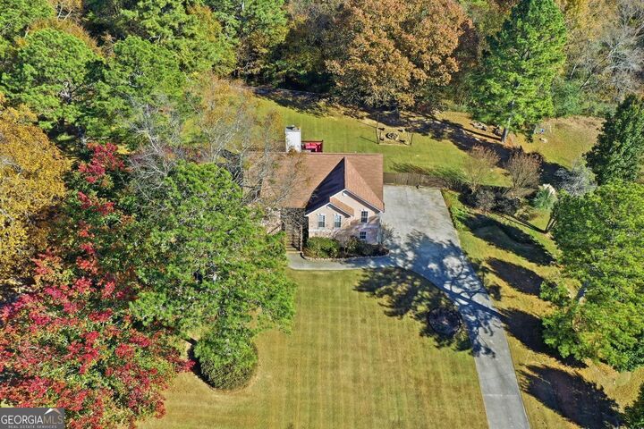 Property Photo: 137 Orchard Way SE GA 30701