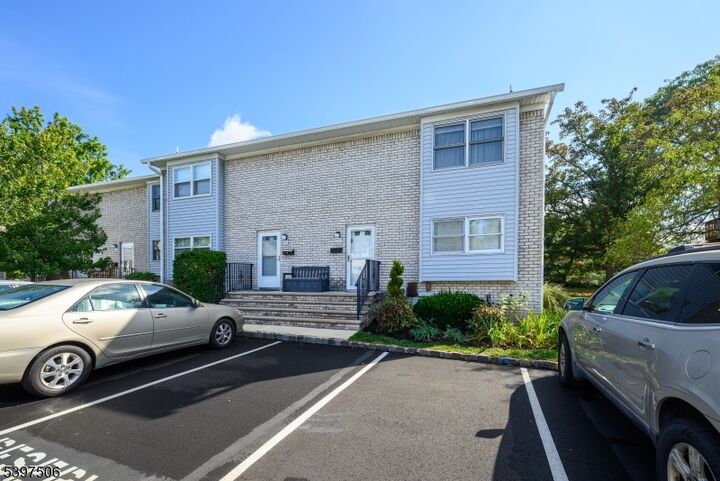 920 Robin Rd  Hillsborough Twp. NJ 08844 photo