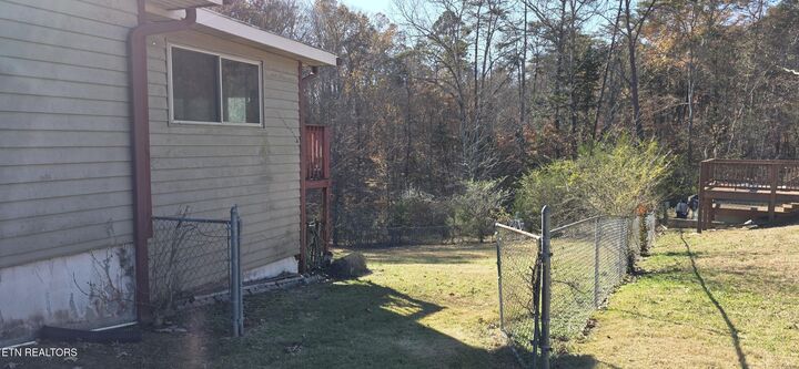 Property Photo: 6717 Parklake Drive TN 37920