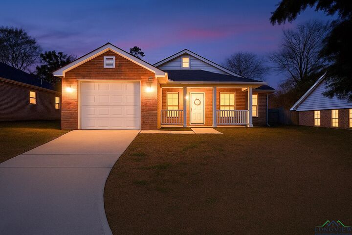 Property Photo: 504 Abney St TX 75645-0000