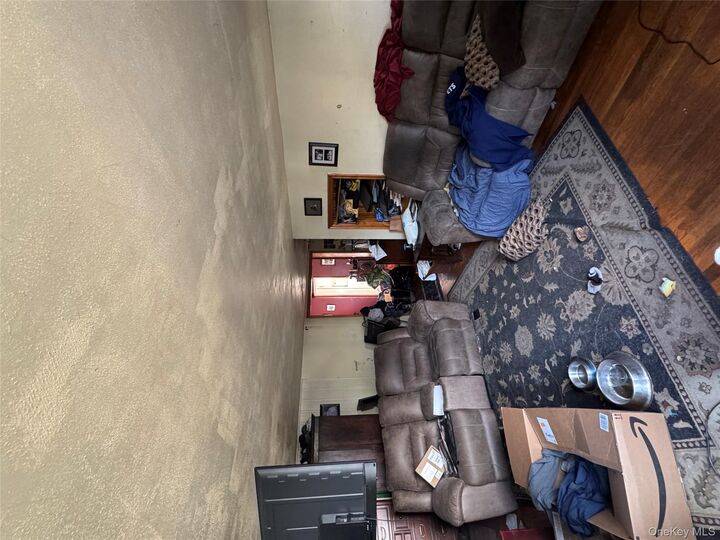 Property Photo:  32 Weed Avenue  NY 10532 