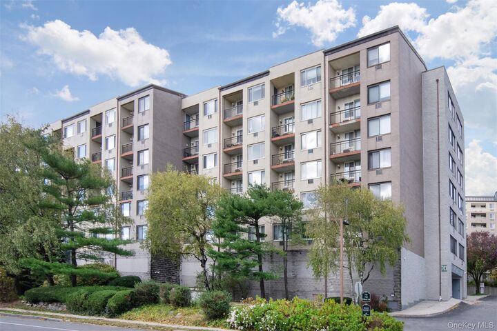 Property Photo:  703 Pelham Road 407  NY 10805 