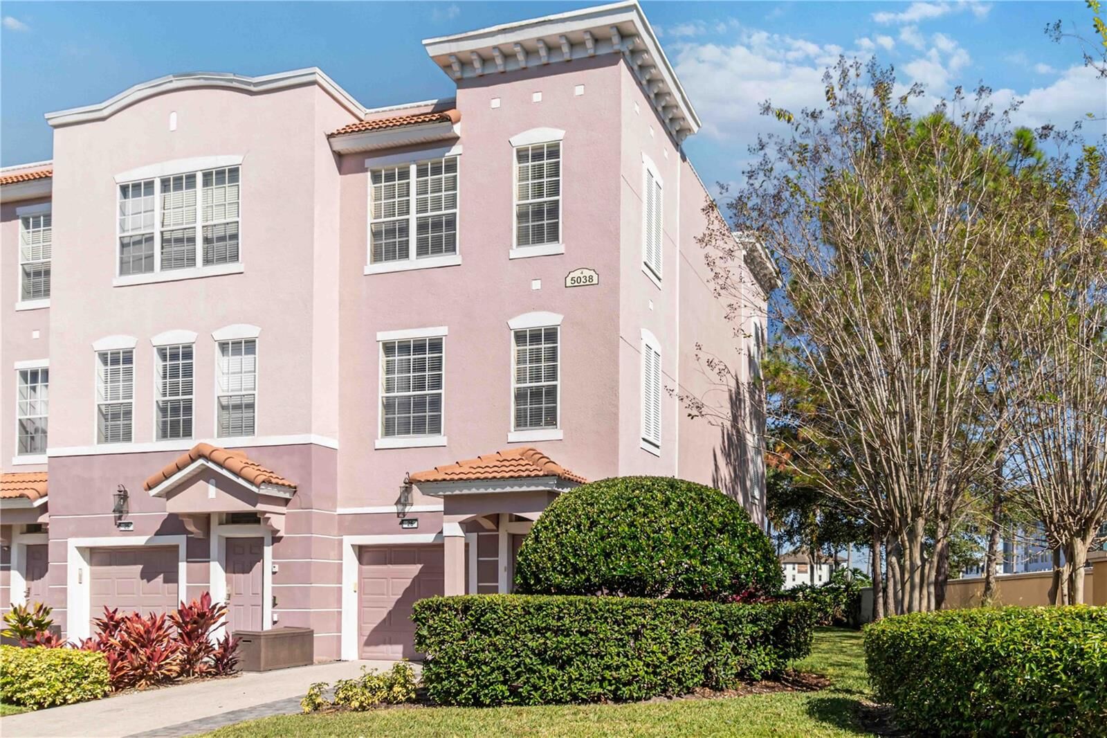 Property Photo: 5038 Tideview Circle 26 FL 32819