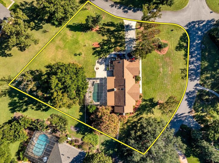 Property Photo:  9237 McDavid Court  FL 34786 