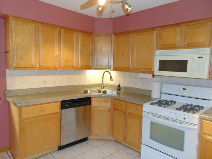 Property Photo:  3804 N Harlem Avenue 4  IL 60634 