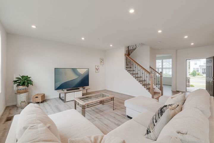 Property Photo:  531 Alpine Drive  IL 60102 