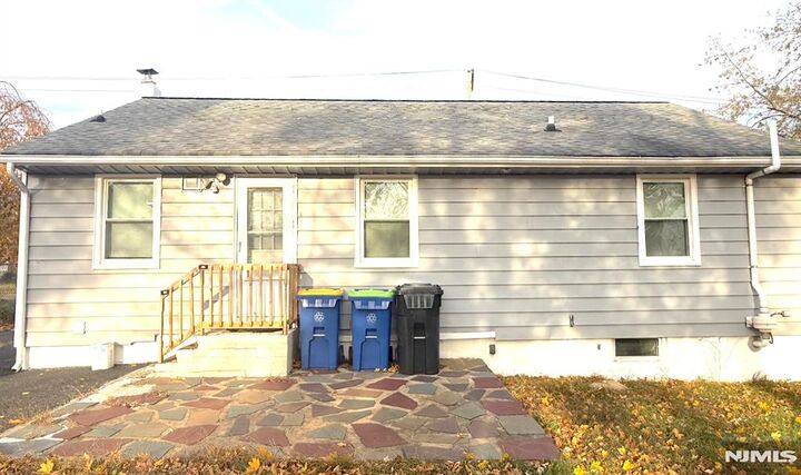 Property Photo:  56 Marvin Avenue  NJ 08873 