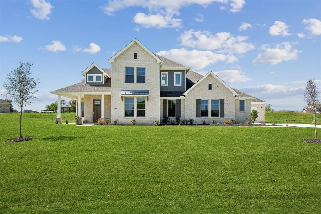 Property Photo: 230 Roper Road TX 75165