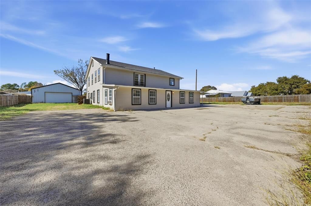 Property Photo:  13485 Liberty School Road 2  TX 76020 