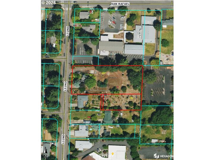 Property Photo: 1830 NE 132nd Ave OR 97230