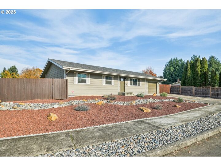Property Photo: 9308 NE 73rd St WA 98662