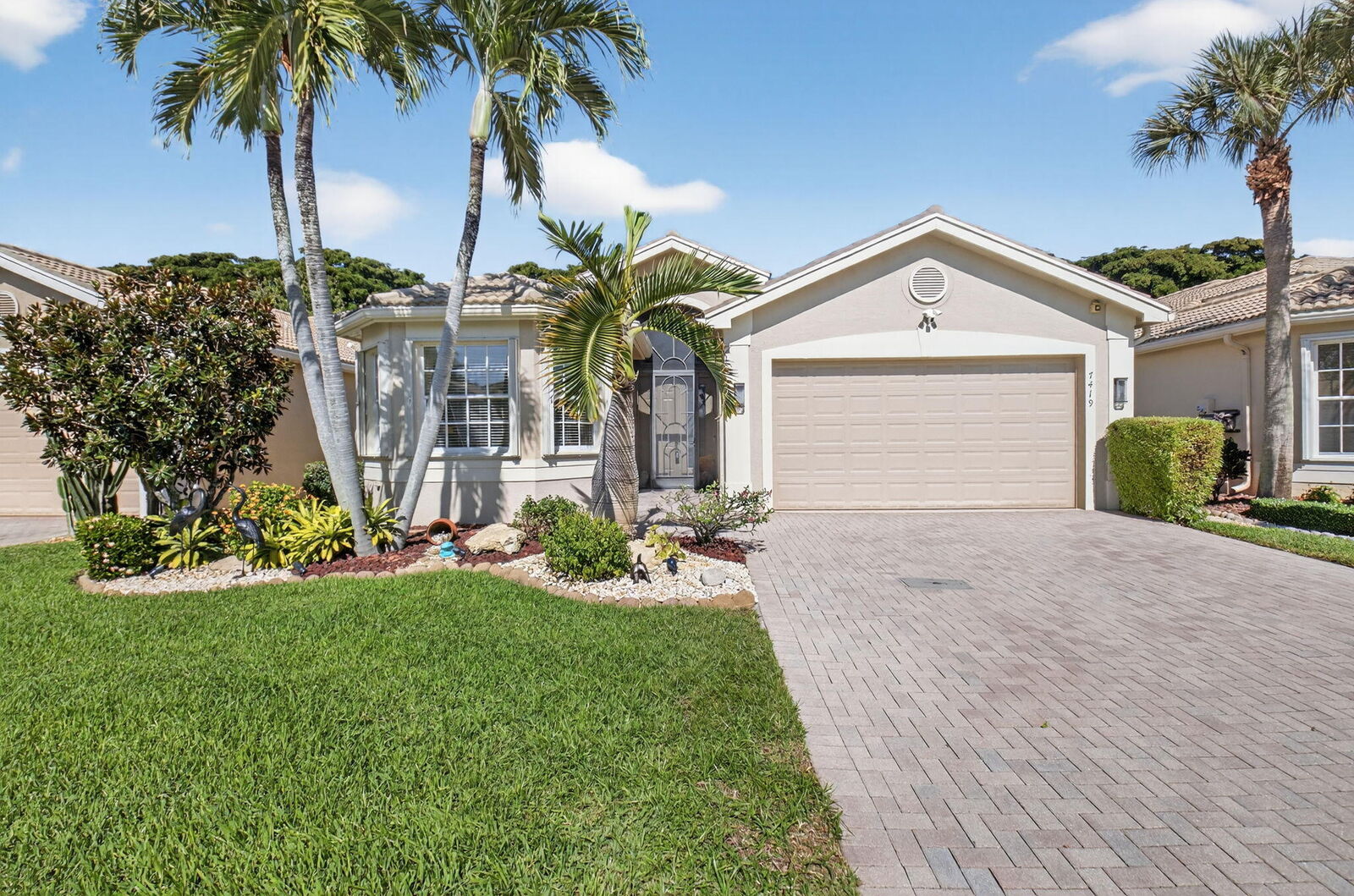 Property Photo: 7419 Maple Ridge Trail FL 33437