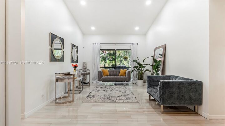 Property Photo: 7101 NW 40th St FL 33065