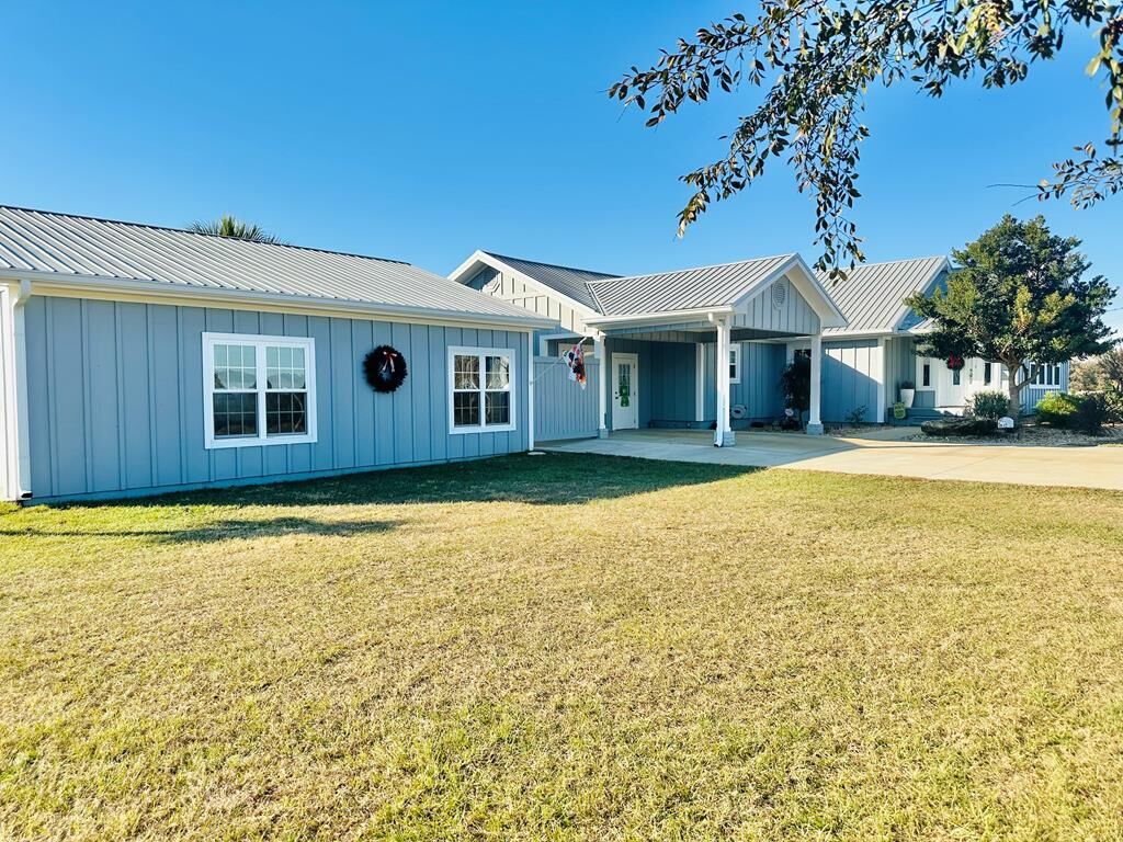 Property Photo:  943 Whiddon Road  GA 31714 