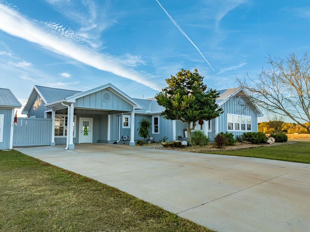Property Photo:  943 Whiddon Road  GA 31714 
