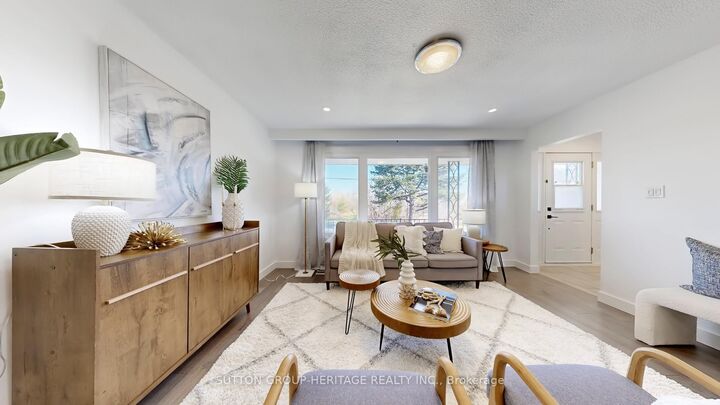 Photo de la propriété: 584 Westshore Boulevard ON L1W 2T7