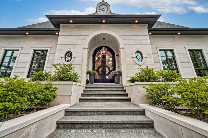 Property Photo: 9 Sandpiper Court ON M3A 3G7