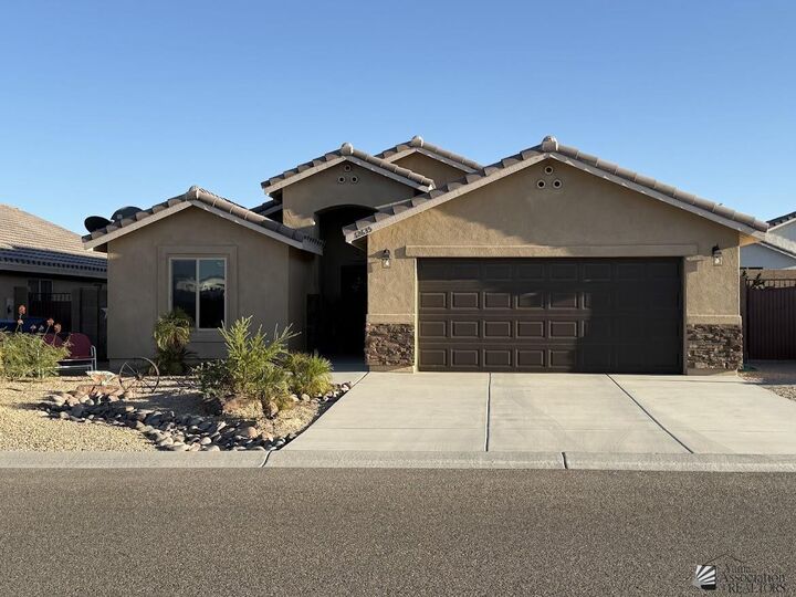 Property Photo: 12635 E 48 Dr AZ 85367