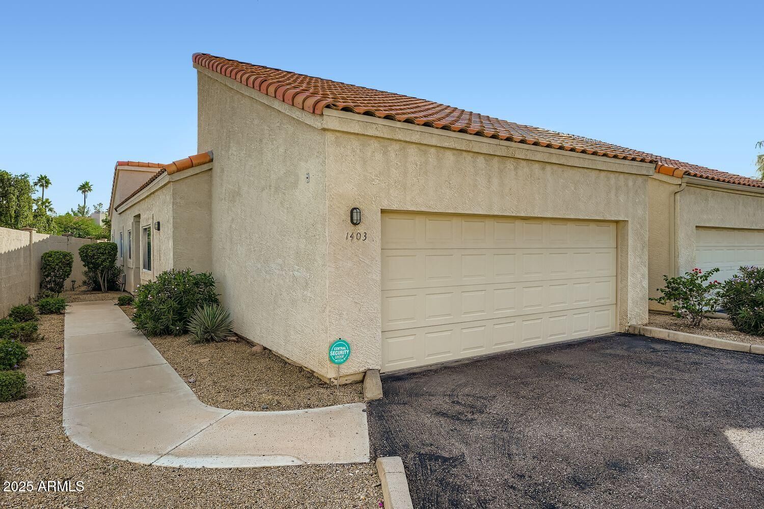 Property Photo:  7101 W Beardsley Road 1403  AZ 85308 