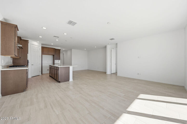 Property Photo:  23041 E Diana Way  AZ 85142 