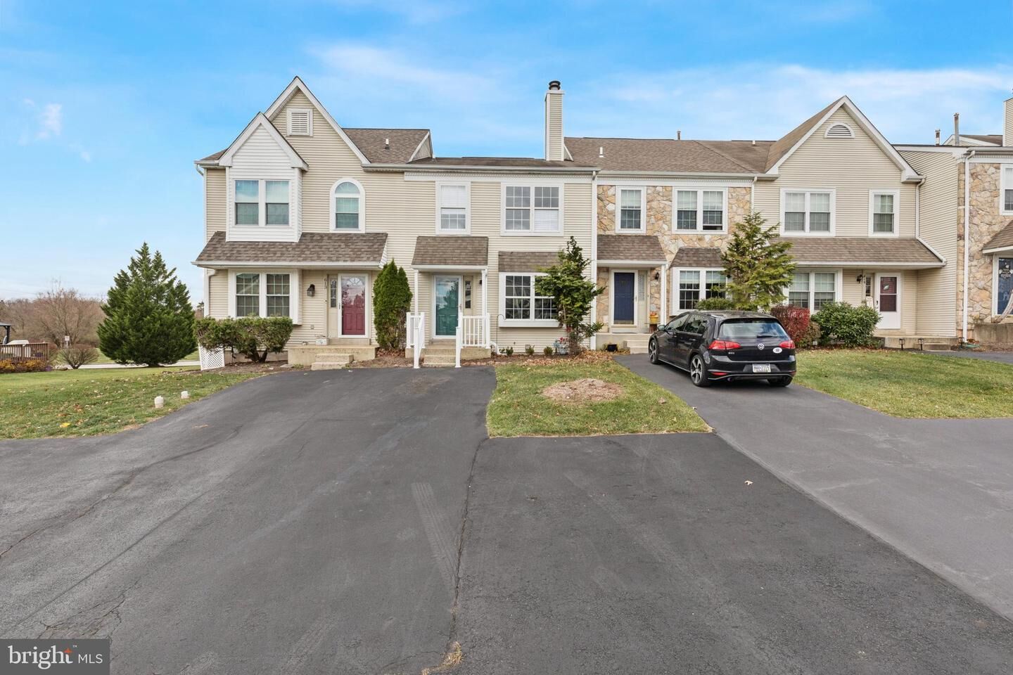 Property Photo:  615 Longwood Road  PA 19426 