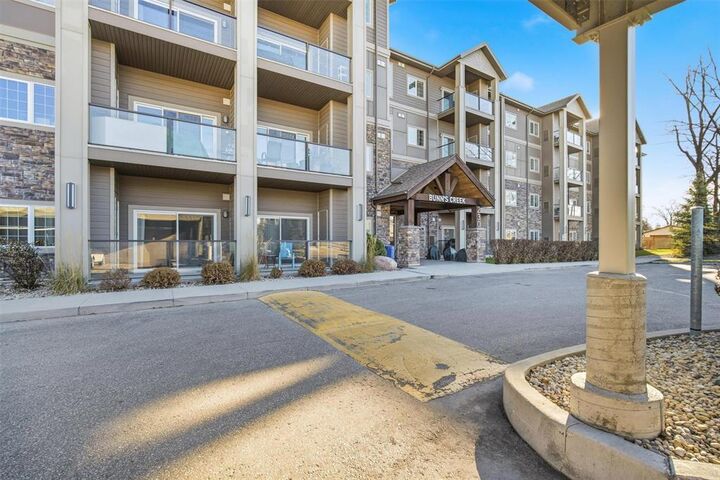 Property Photo:  230 Bonner Avenue  MB R2G 4K4 