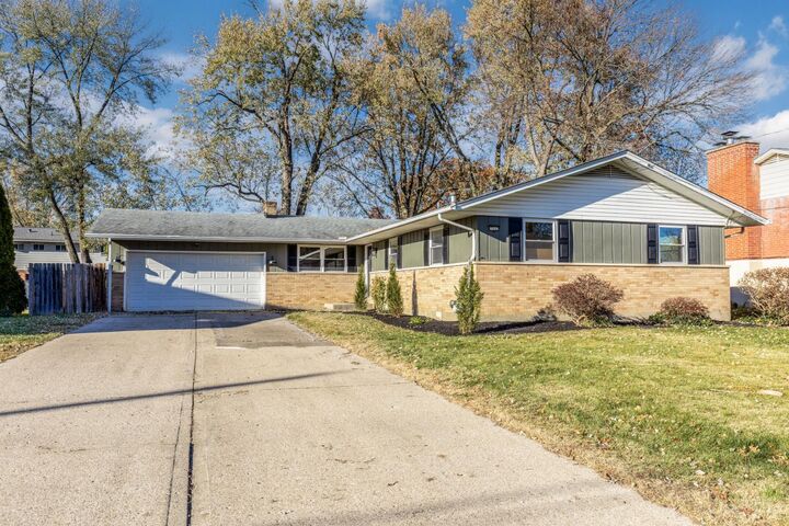 Property Photo:  712 Daphne Court  OH 45240 