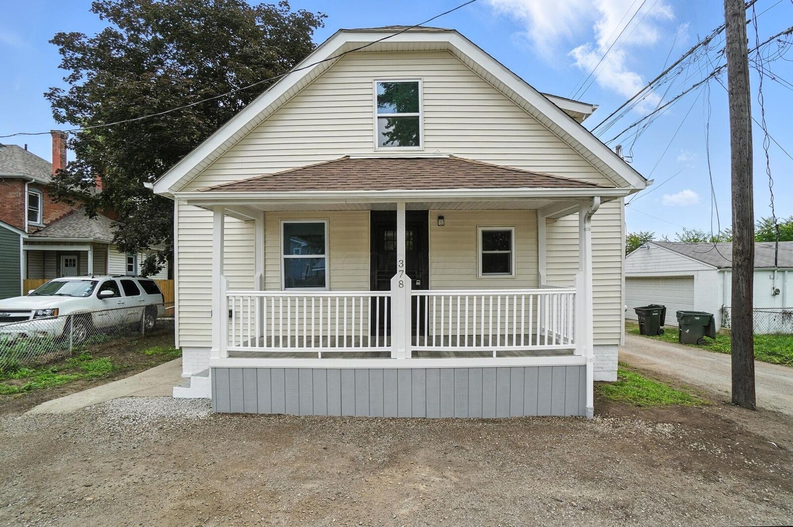 Property Photo: 378 Hawkes Avenue OH 43223